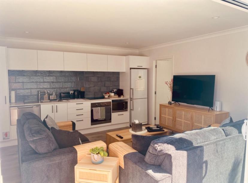 Raumati Guest House Paraparaumu Bagian luar foto