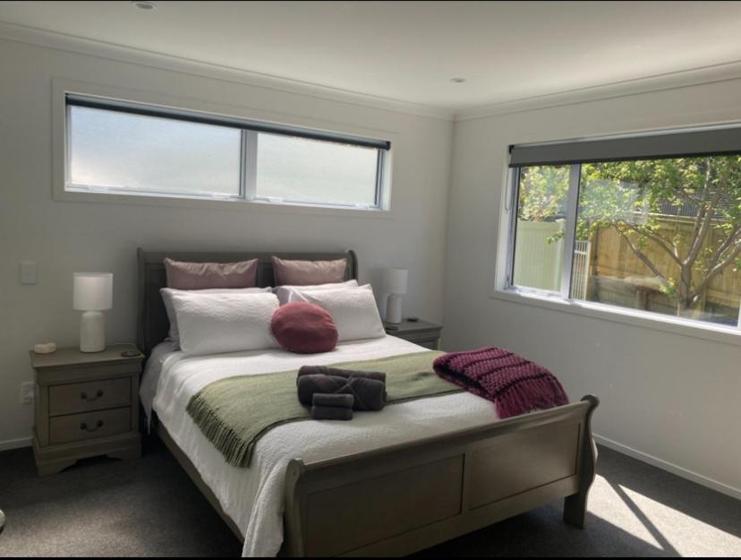 Raumati Guest House Paraparaumu Bagian luar foto